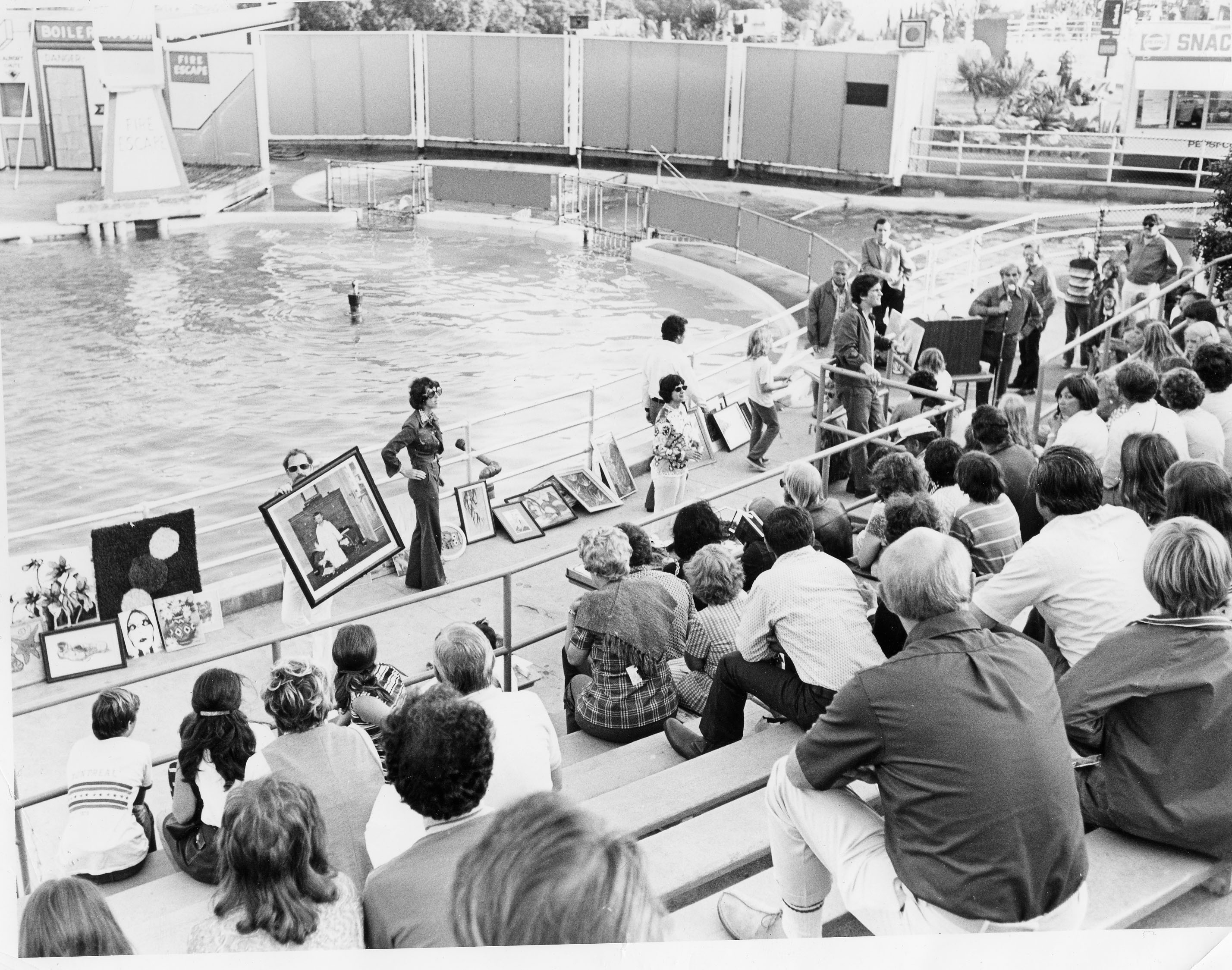 1973 Art for Fun(d)s Sake Marineland
